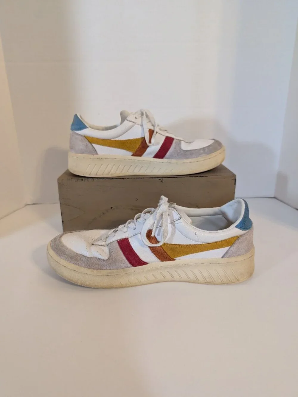 Gola Grandslam Trident Women's White/red/Orange Leather and Suede Sneaker Size 9